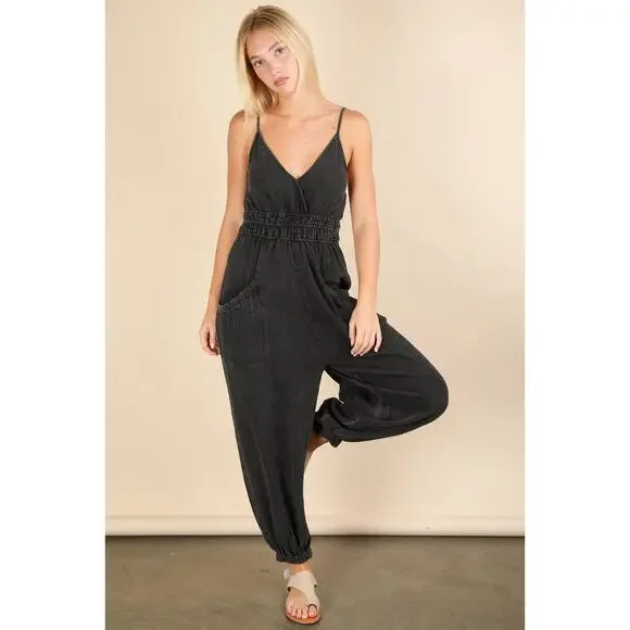Very J Black v-neck Jumpsuit women’s size 1x - Picture 3 of 10